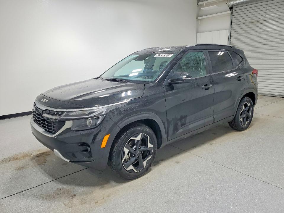 2025 KIA Seltos s