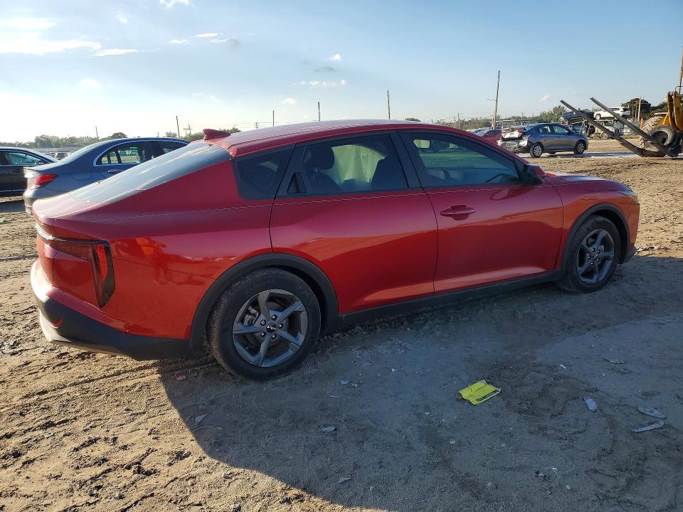 2025 KIA K4 lxs