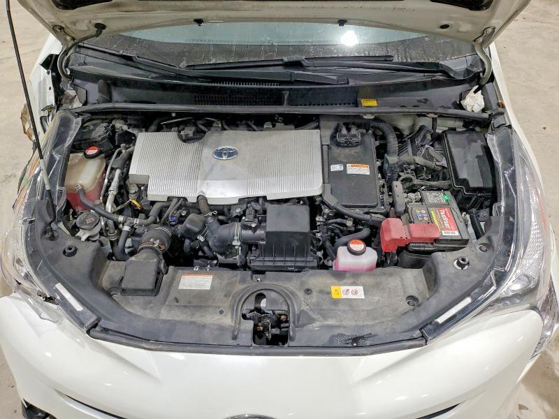 2016 Toyota Prius Three