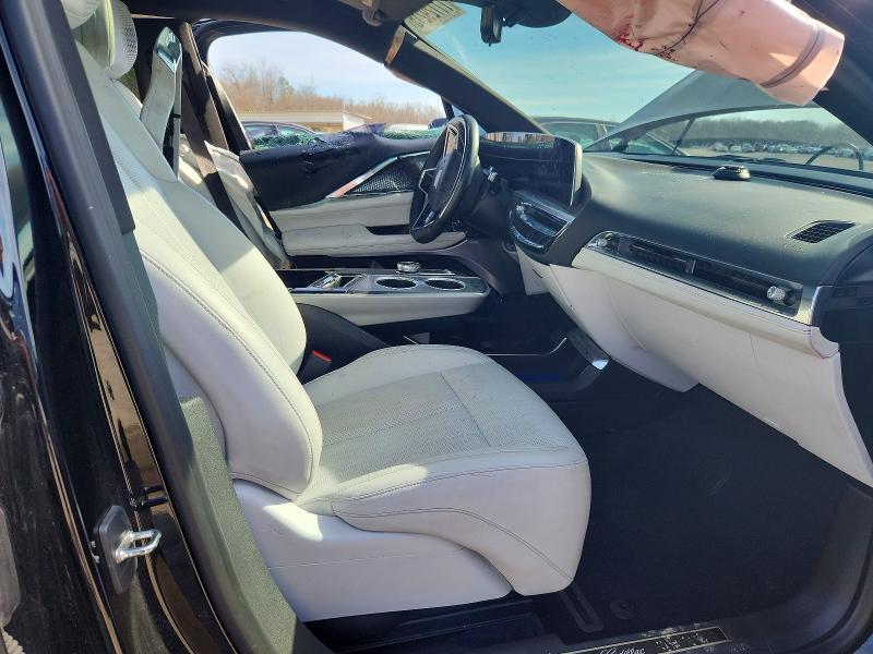 2023 Cadillac Lyriq Luxury