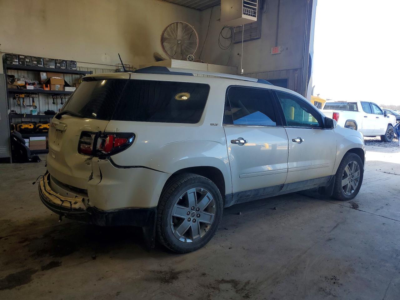 2017 GMC Acadia Limited Slt-2