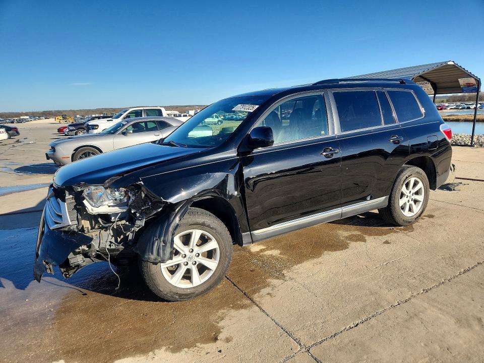 2013 Toyota Highlander Base