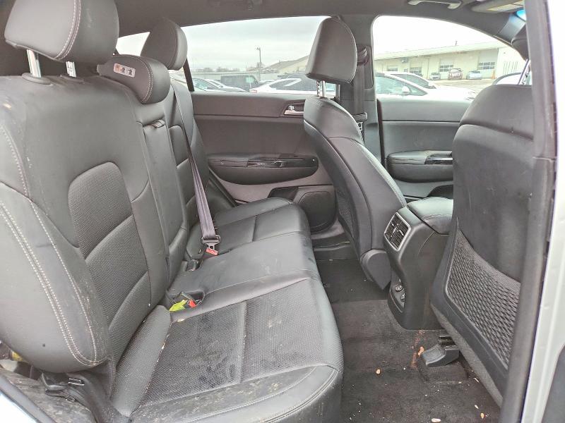 2020 KIA Sportage s