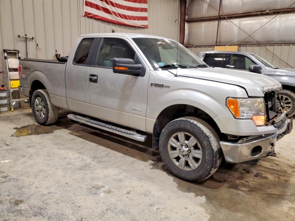 2011 Ford F150 Super cab