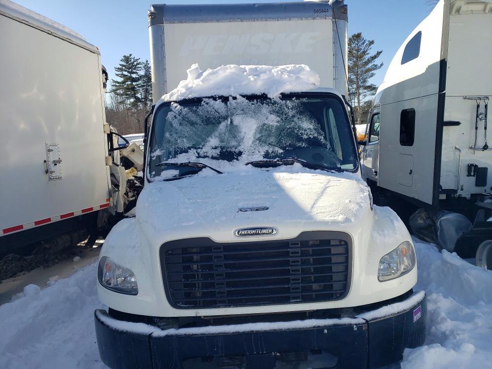 2023 Freightliner M2 106 Med-box Truck