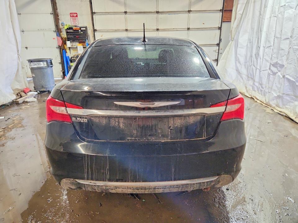 2013 Chrysler 200 Touring