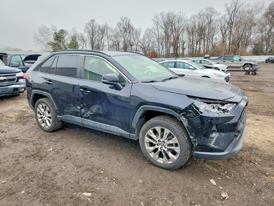 2020 Toyota Rav4 xle Premium