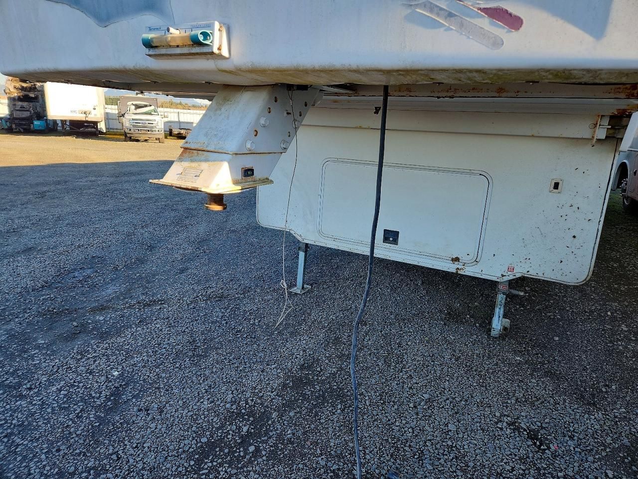 1999 Nuwa Hitchhiker