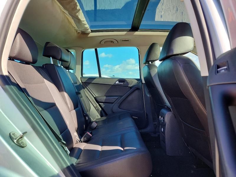 2015 Volkswagen Tiguan s