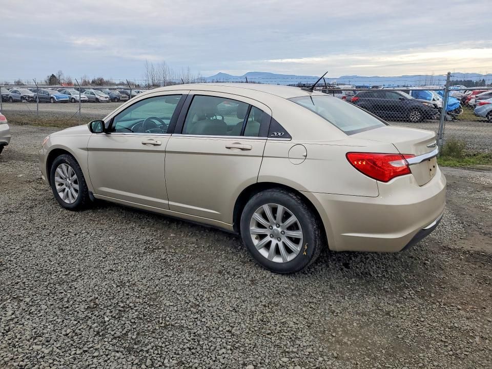 2013 Chrysler 200 Touring