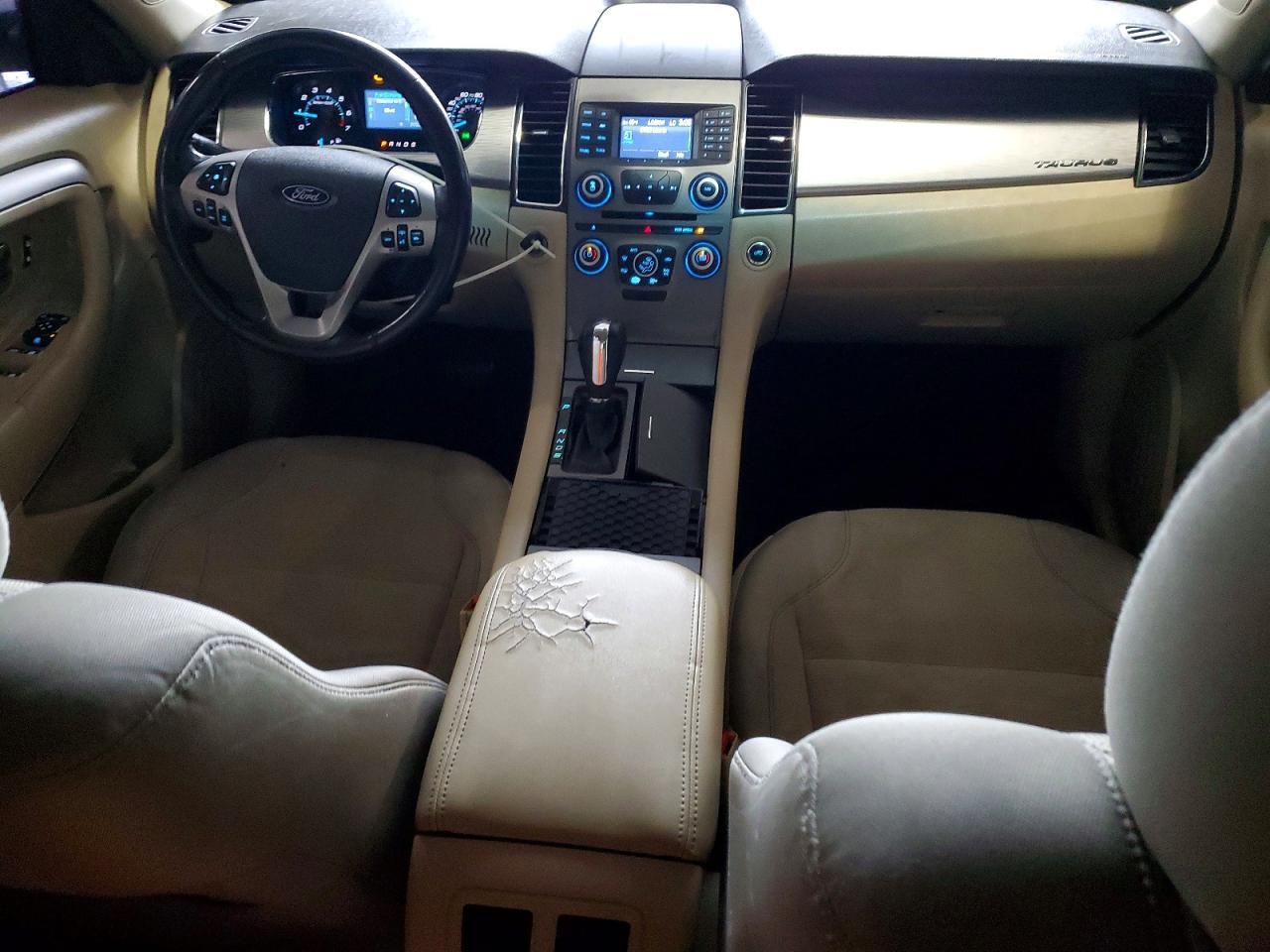 2013 Ford Taurus sel