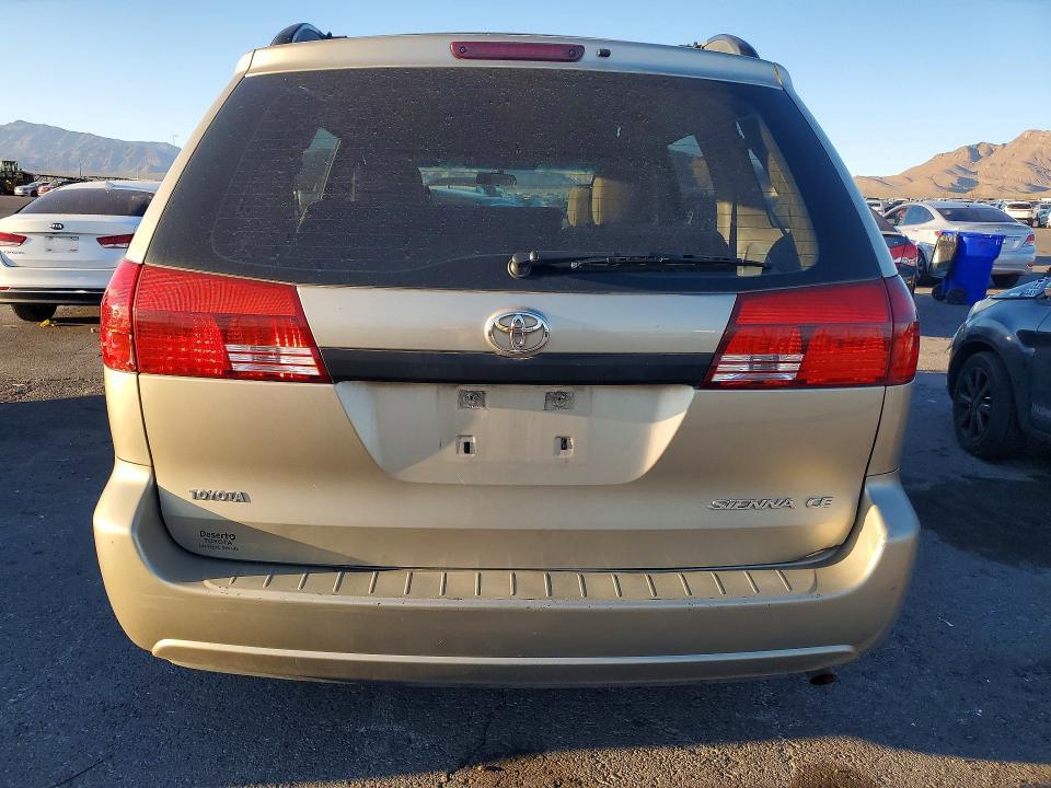 2005 Toyota Sienna ce