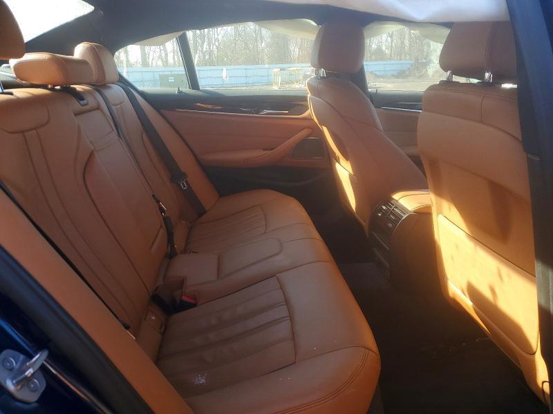 2021 BMW 530 xi