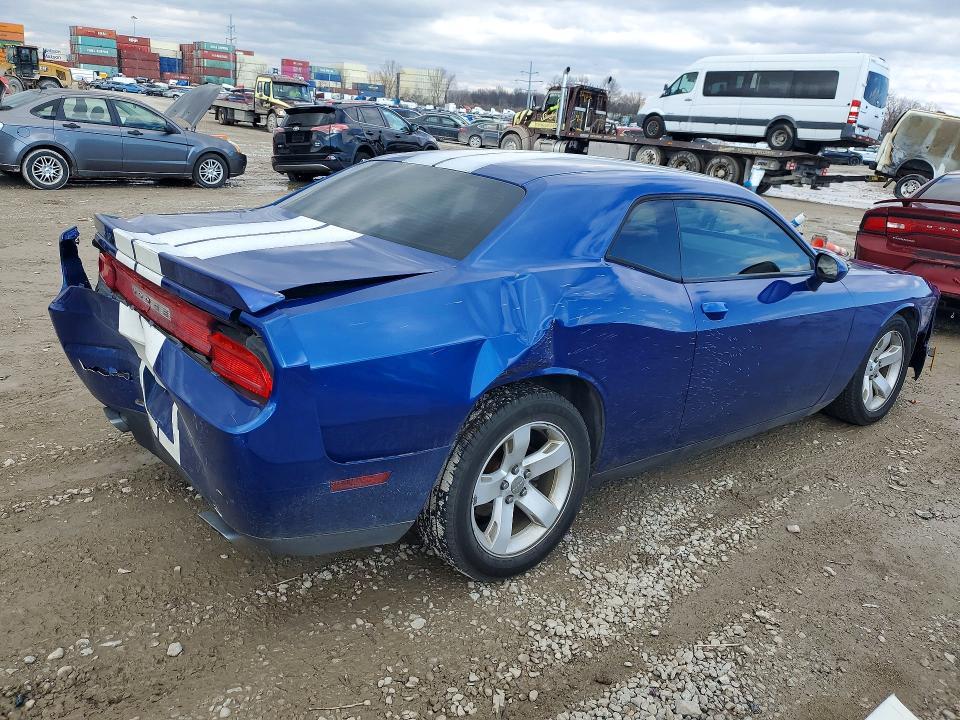 2012 Dodge Challenger sxt
