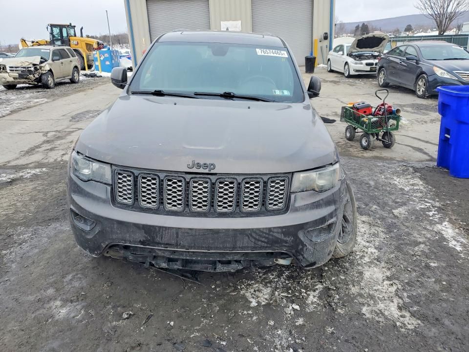 2019 Jeep Grand Cherokee Laredo