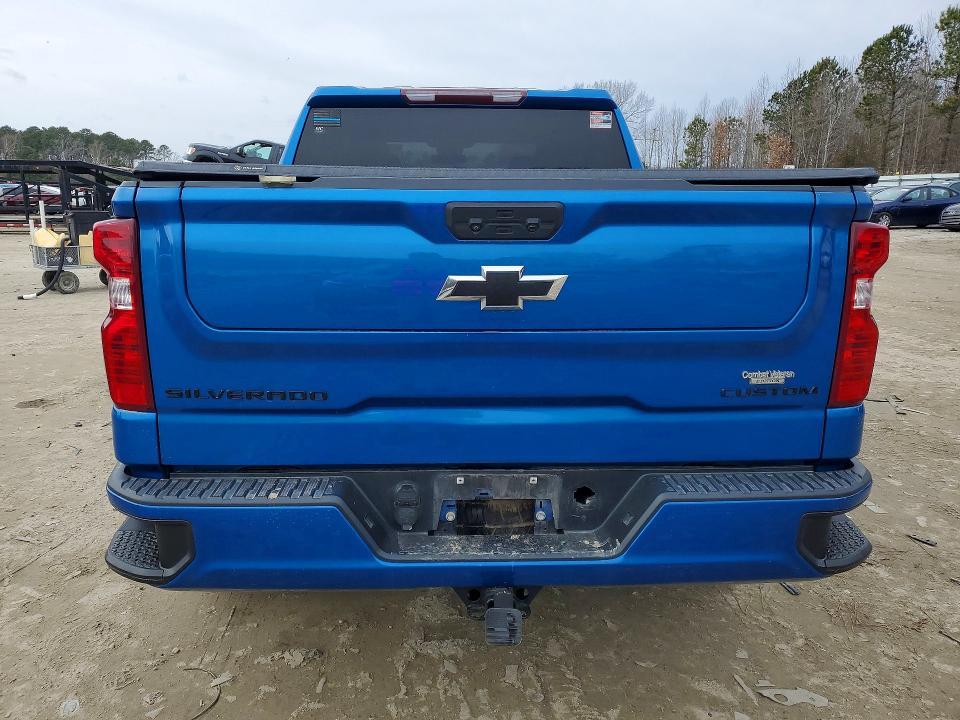 2022 Chevrolet Silverado K1500 Custom