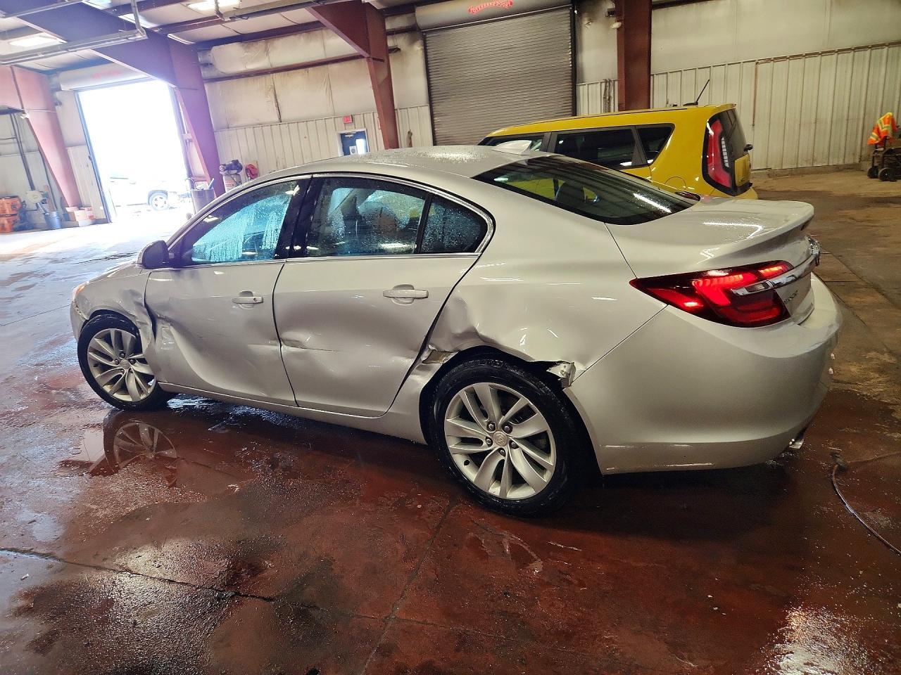 2016 Buick Regal Custom