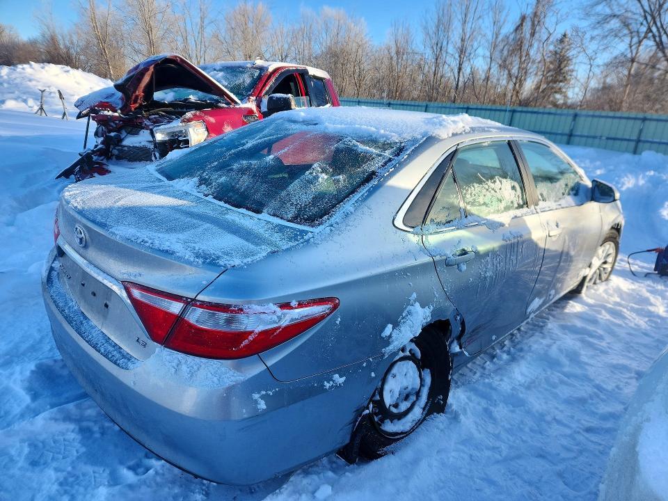 2017 Toyota Camry le