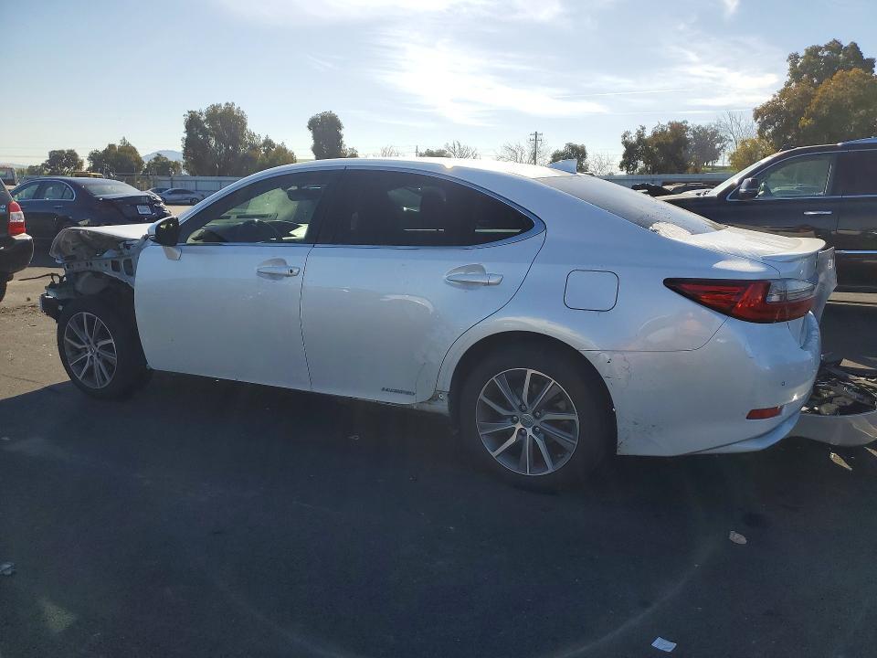 2016 Lexus Es 300h
