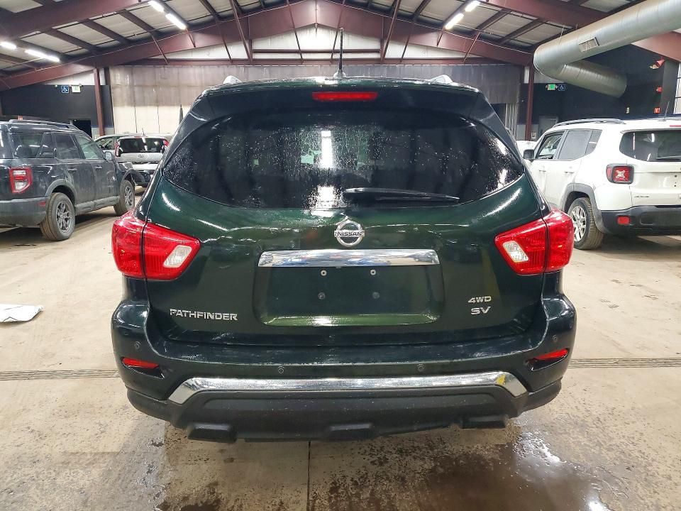 2018 Nissan Pathfinder s