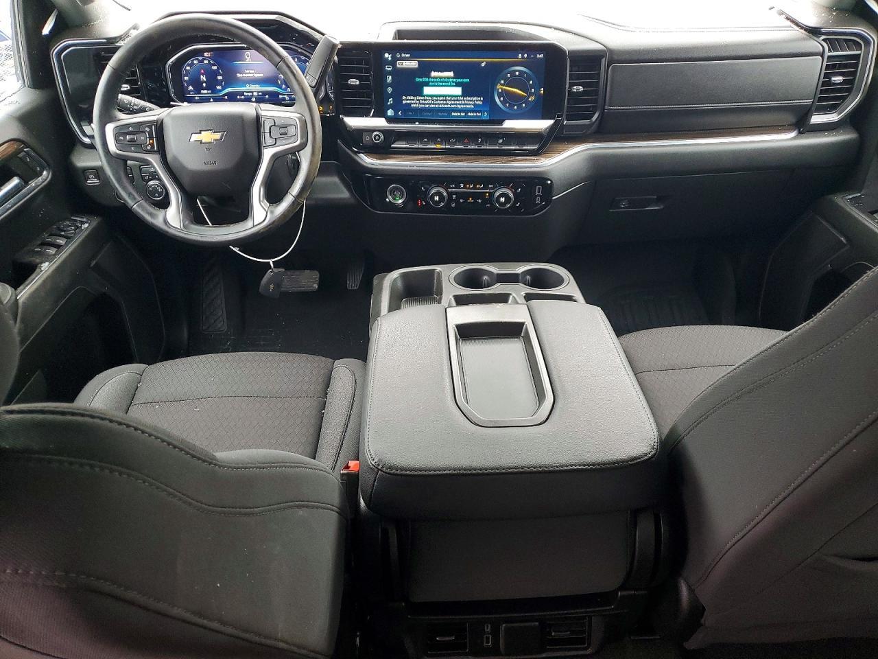 2024 Chevrolet Silverado K1500 LT-L