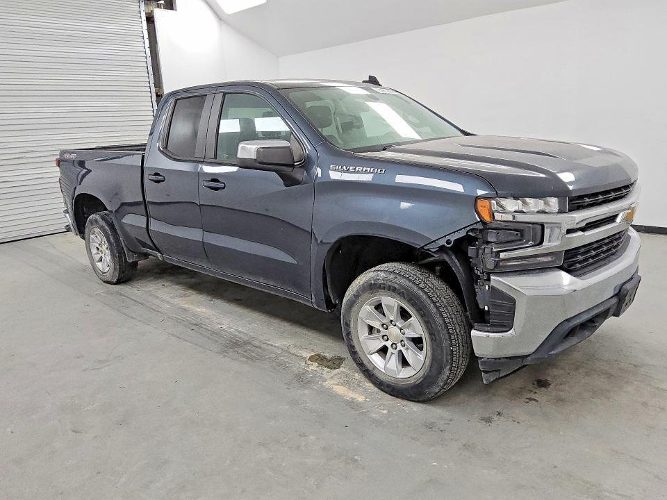2020 Chevrolet Silverado K1500 lt