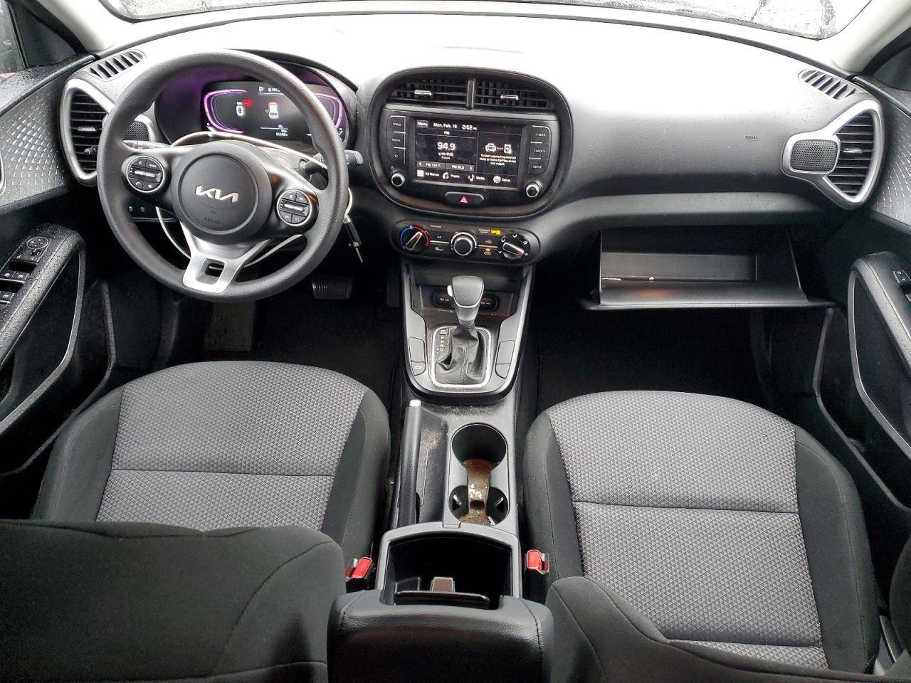 2024 KIA Soul lx