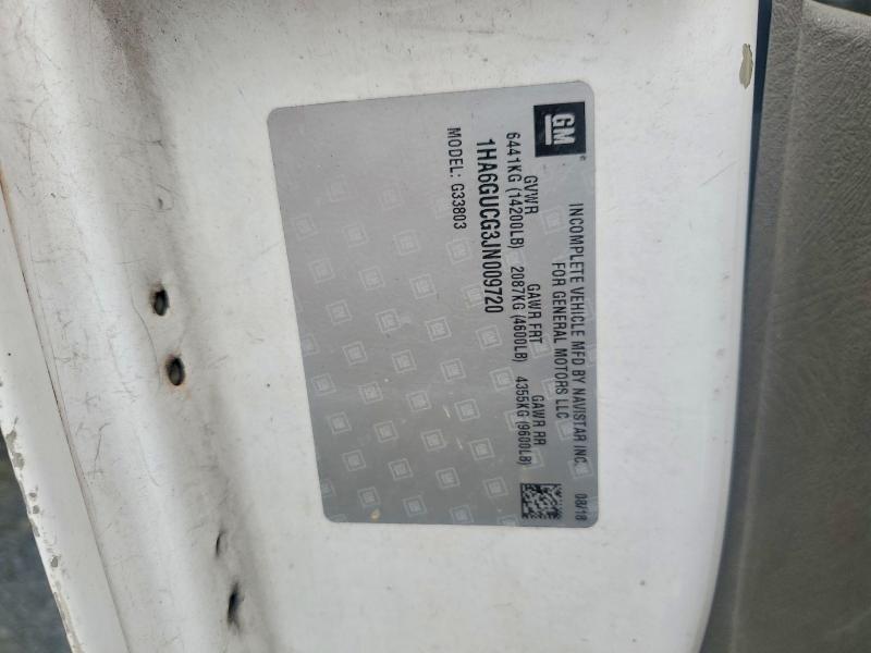 2018 Chevrolet Express Delivery Truck