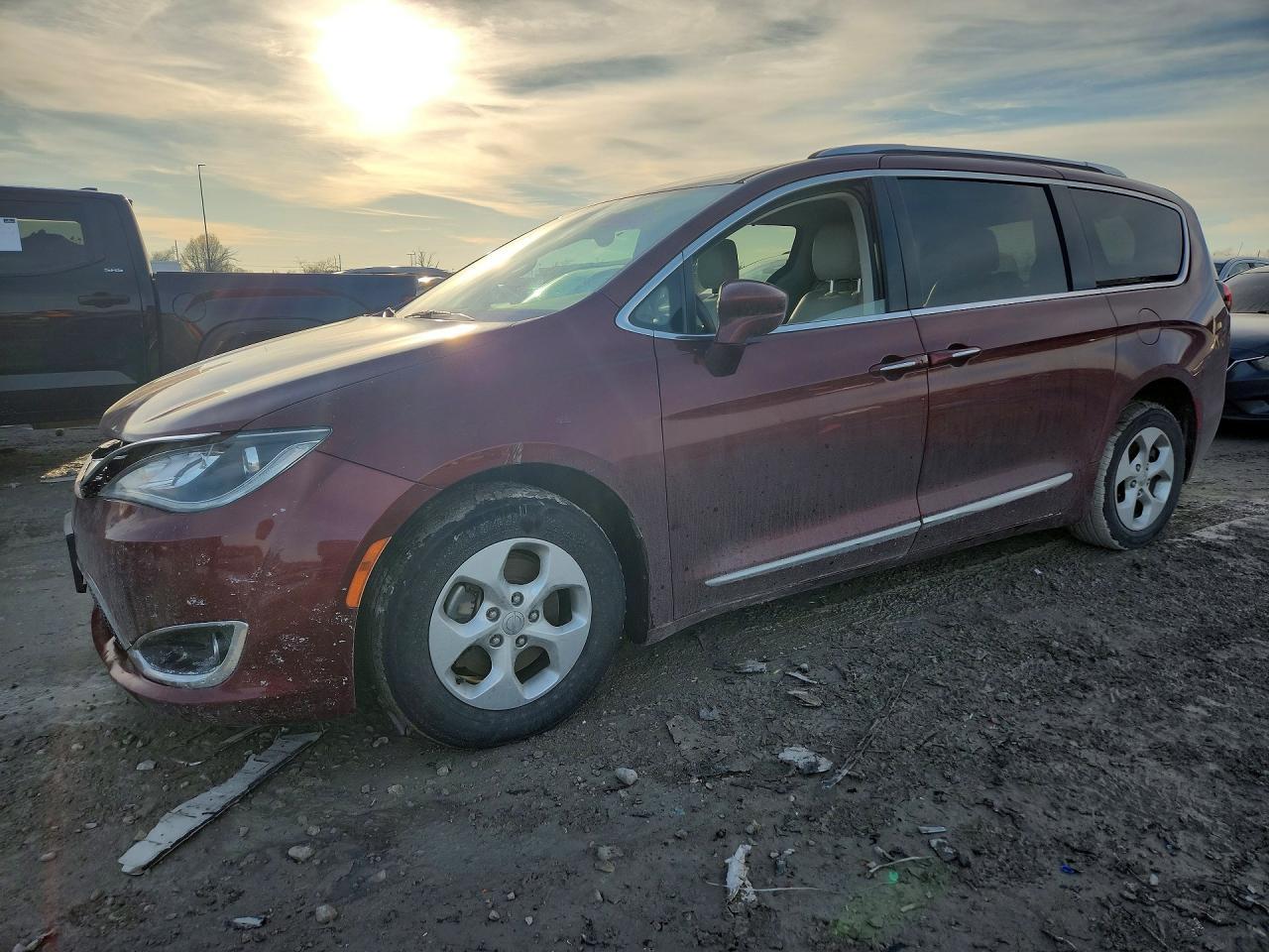 2017 Chrysler Pacifica Touring l Plus