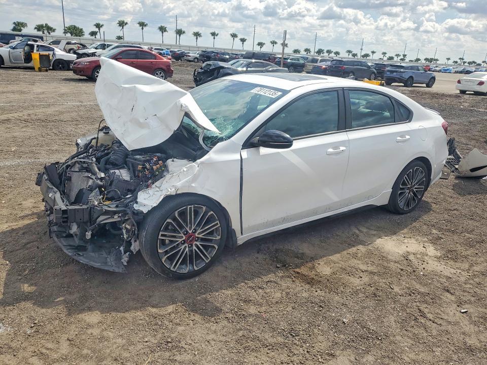 2022 KIA Forte gt
