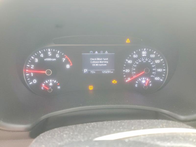 2022 KIA Soul lx