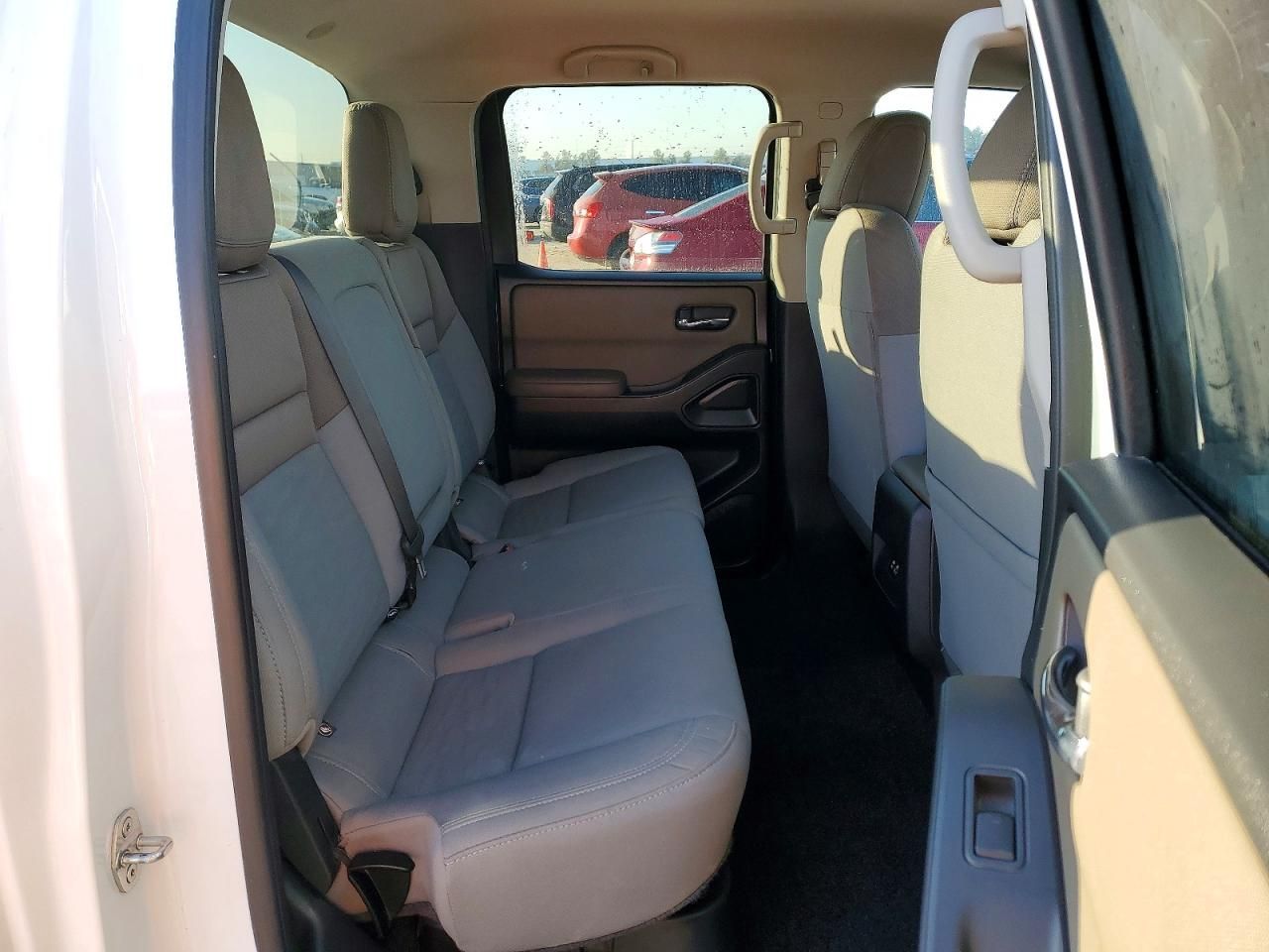 2023 Nissan Frontier s