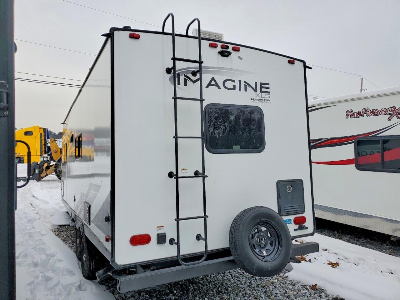2023 Grand Design Imagine XL Camper