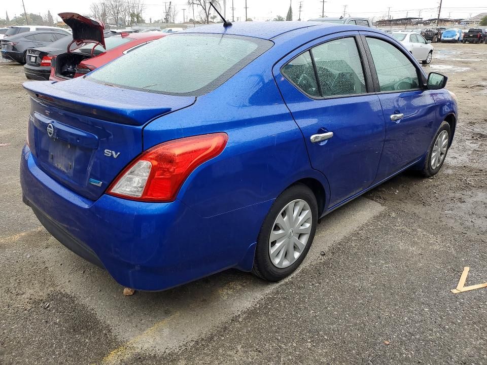 2015 Nissan Versa s