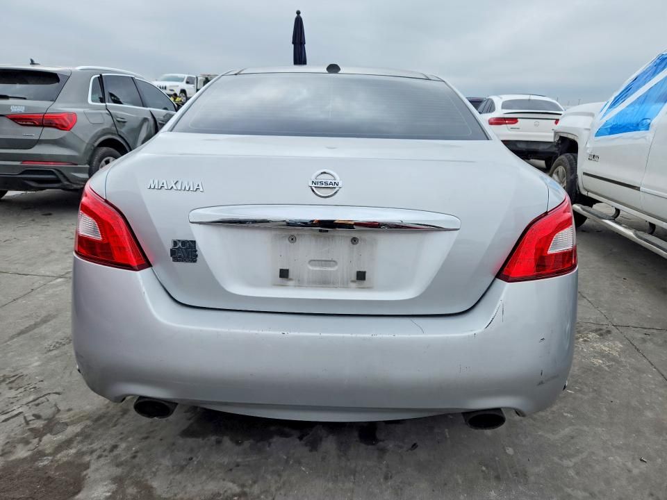 2011 Nissan Maxima s