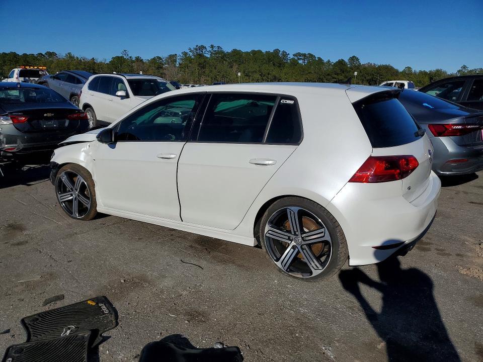 2016 Volkswagen Golf r