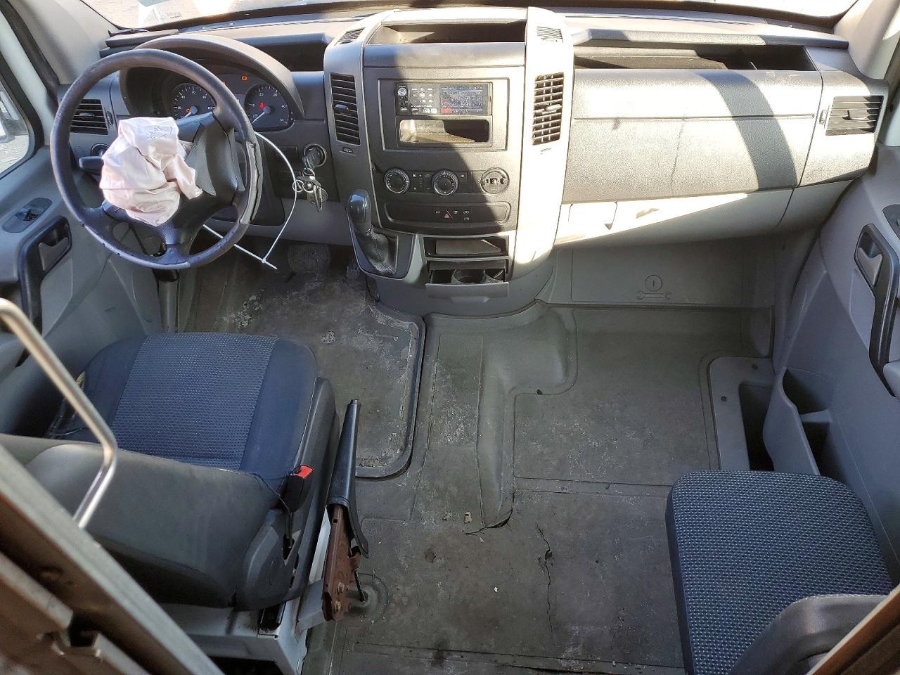 2011 Mercedes-Benz 2011 MERCEDES-BENZ Sprinter 2500