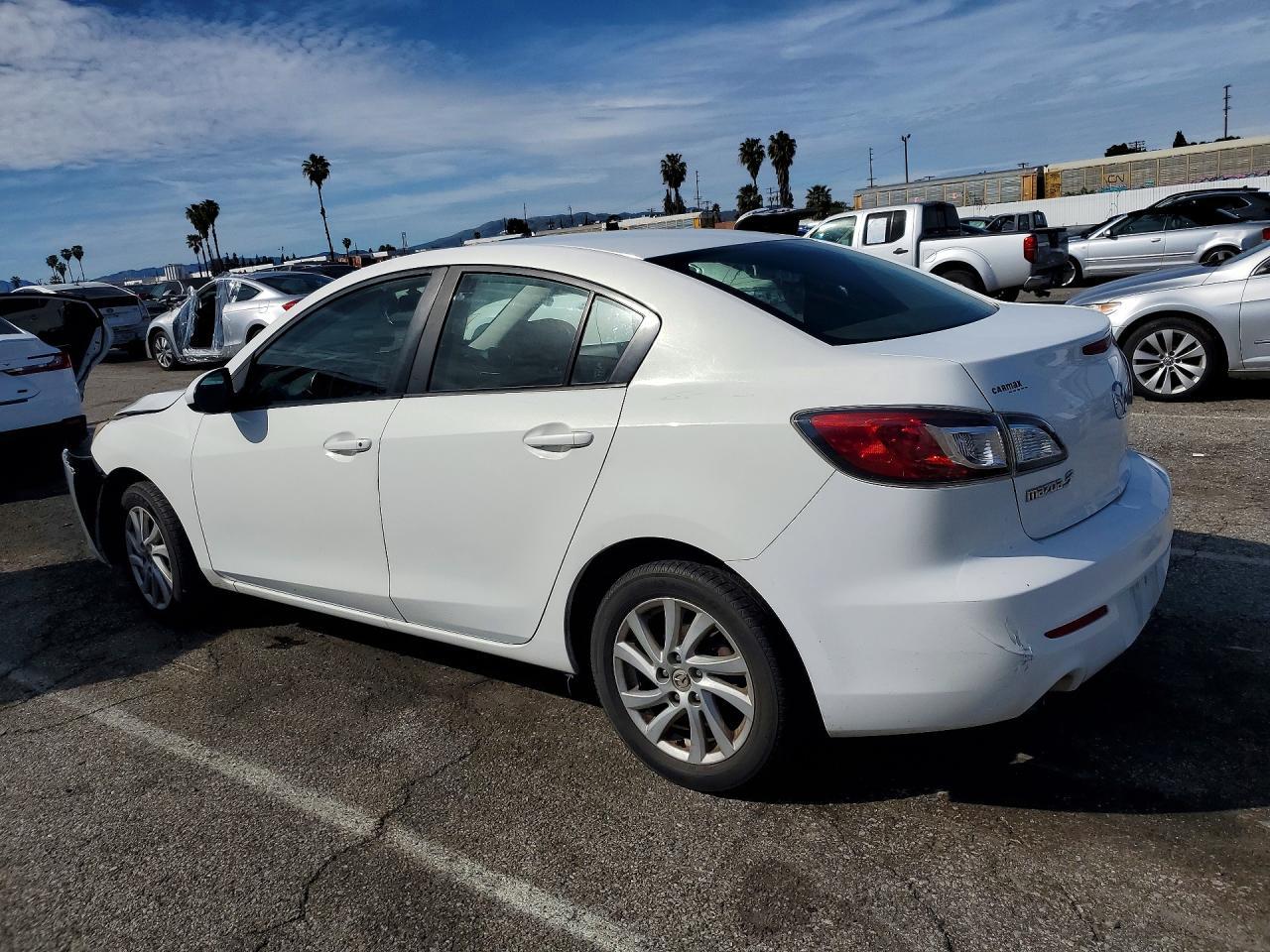 2012 Mazda 3 I