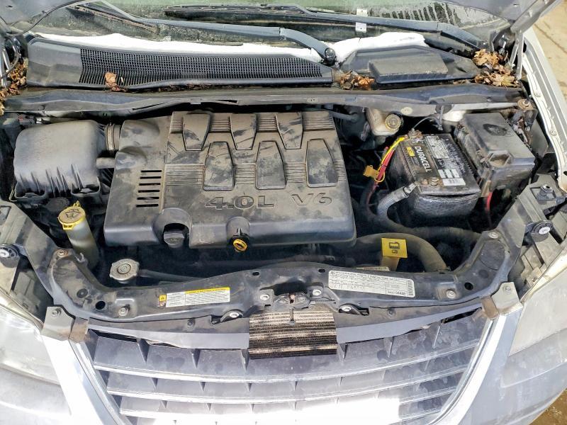 2010 Chrysler Town & Country Touring