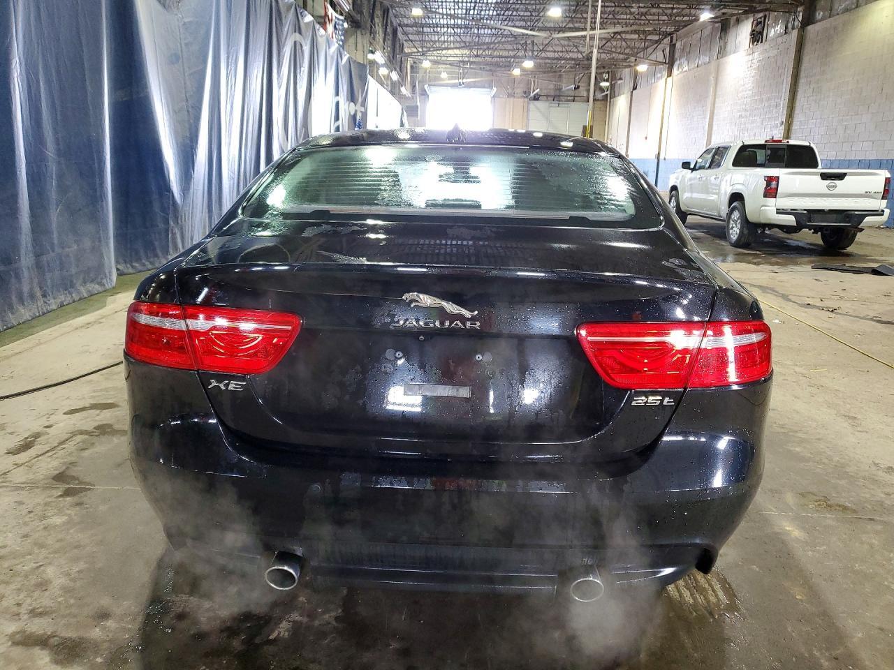 2017 Jaguar Xe Prestige