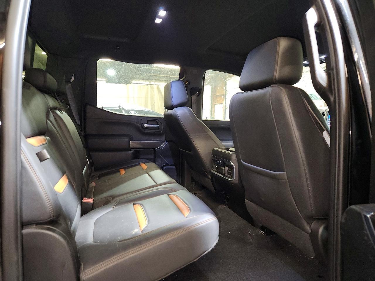 2021 GMC Sierra K1500 AT4