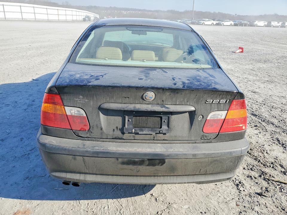 2003 BMW 325 i