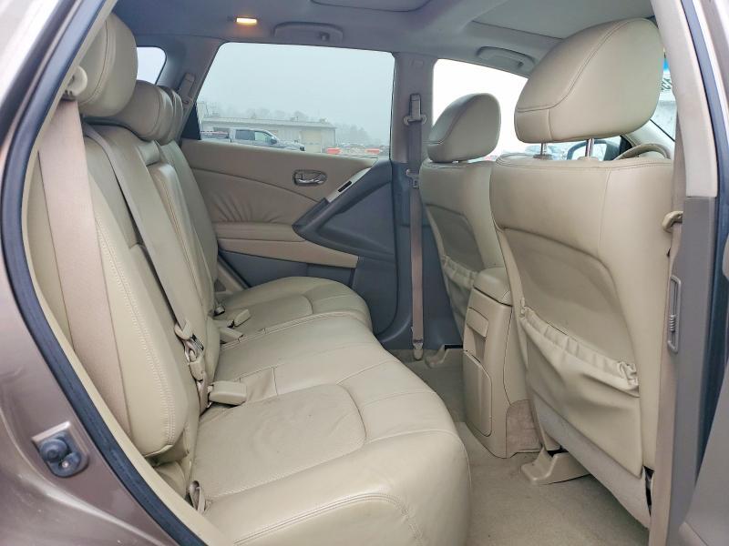 2010 Nissan Murano s