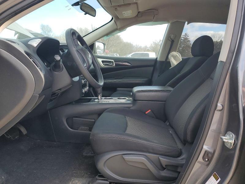 2018 Nissan Pathfinder s