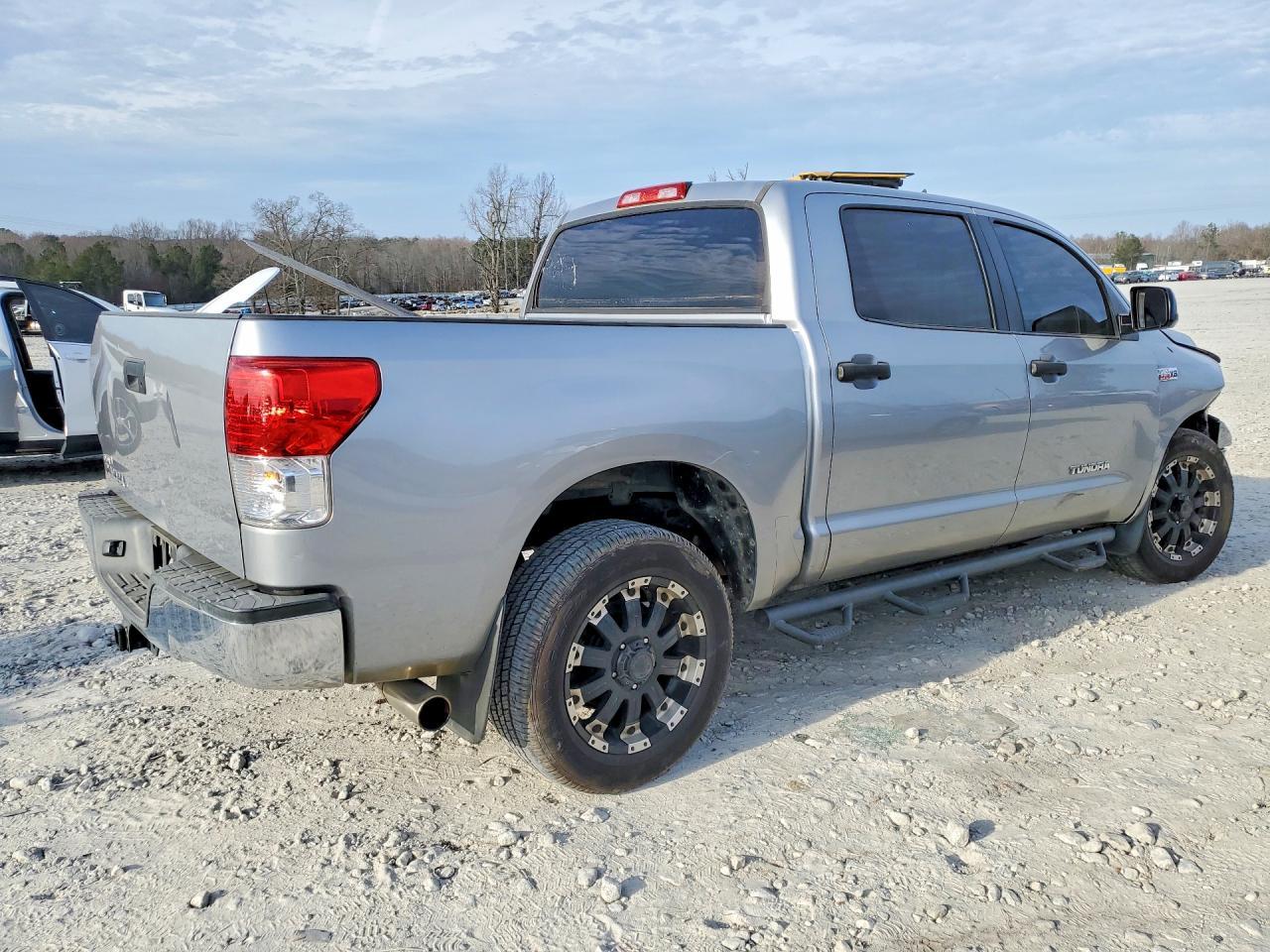 2013 Toyota Tundra Grade
