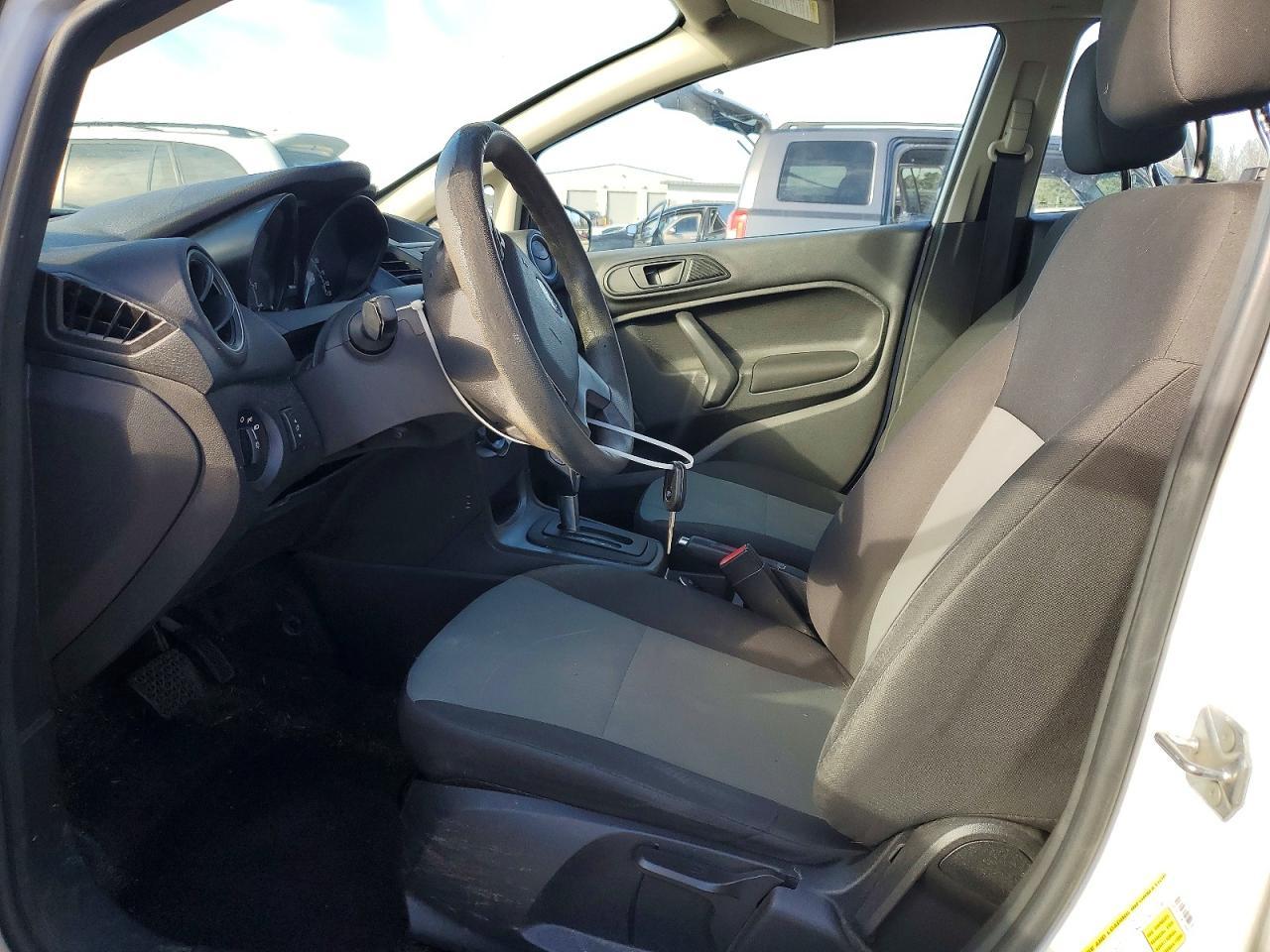 2016 Ford Fiesta s