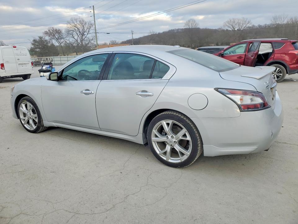 2012 Niss Maxima s