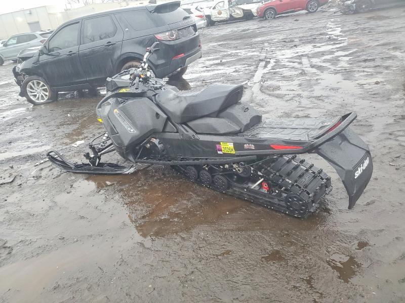 2021 Skidoo 2021 Skid RENEGADEENDRO600R