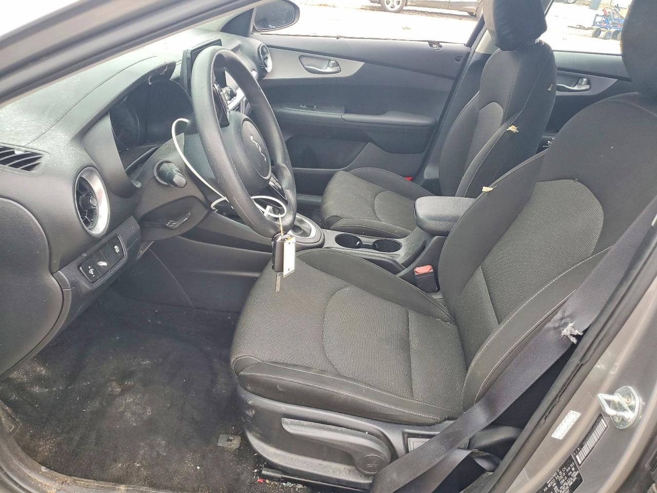 2022 KIA Forte fe