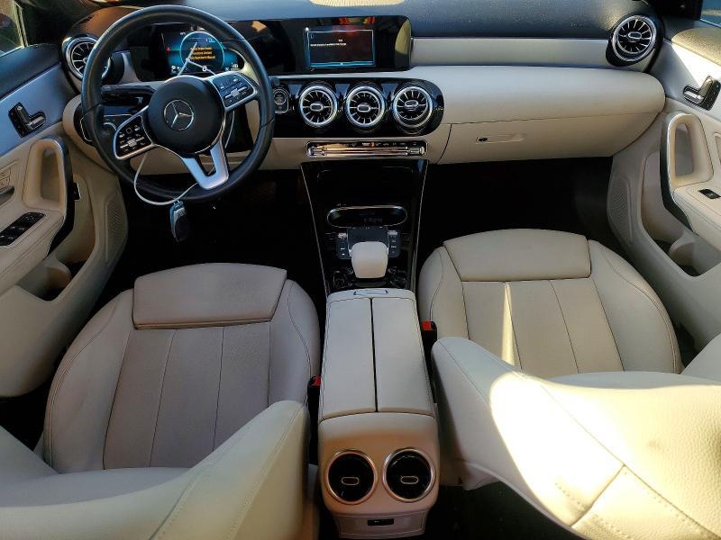 2021 Mercedes-Benz A 220